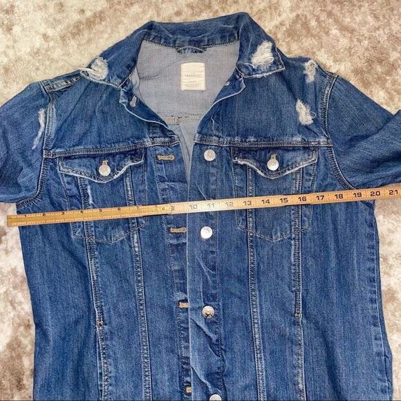 Zara Trafaluc Denim jean Jacket Distressed factory Shredded and destroyed SZ SM - Picture 9 of 9